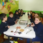 Turno Integral faz cupcakes pelo Dia dos Avós