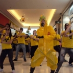 Alunos do Ensino Médio realizam flash mob