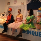 Espetáculo infantil apresenta a magia dos brinquedos