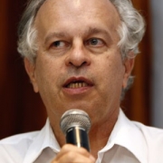  Renato Janine Ribeiro é o novo ministro da Educação