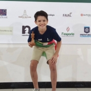 Estudante conquista 1° lugar em torneio de xadrez 