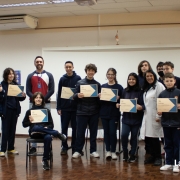 Entregues os certificados do curso de Programação:
