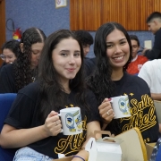 Valores que formam e aprovam!
