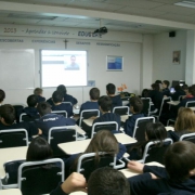 Alunos em videoconferência com Dr. Jairo Bouer