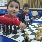 A prática de xadrez no ambiente escolar