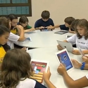 Uso de tablets no Colégio é destaque em telejornal