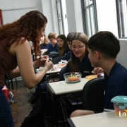 Maquetes Comestíveis da Camada da Terra - 6°ANO