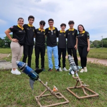 La Salle Manaus Faz História na Jornada de Foguetes
