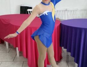 Estudante Fernanda, conquista medalha na patinação