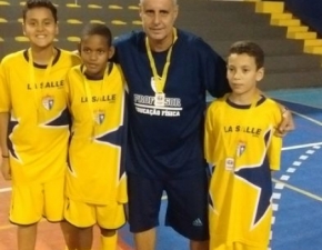 Futsal sub – 13 masculino é ouro nos Jogos Católicos (2016)