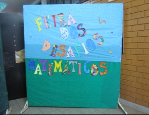 FEIRA DO DESAFIO MATEMÁTICO com os estudantes do 7º ano do Ensino Fundamental.